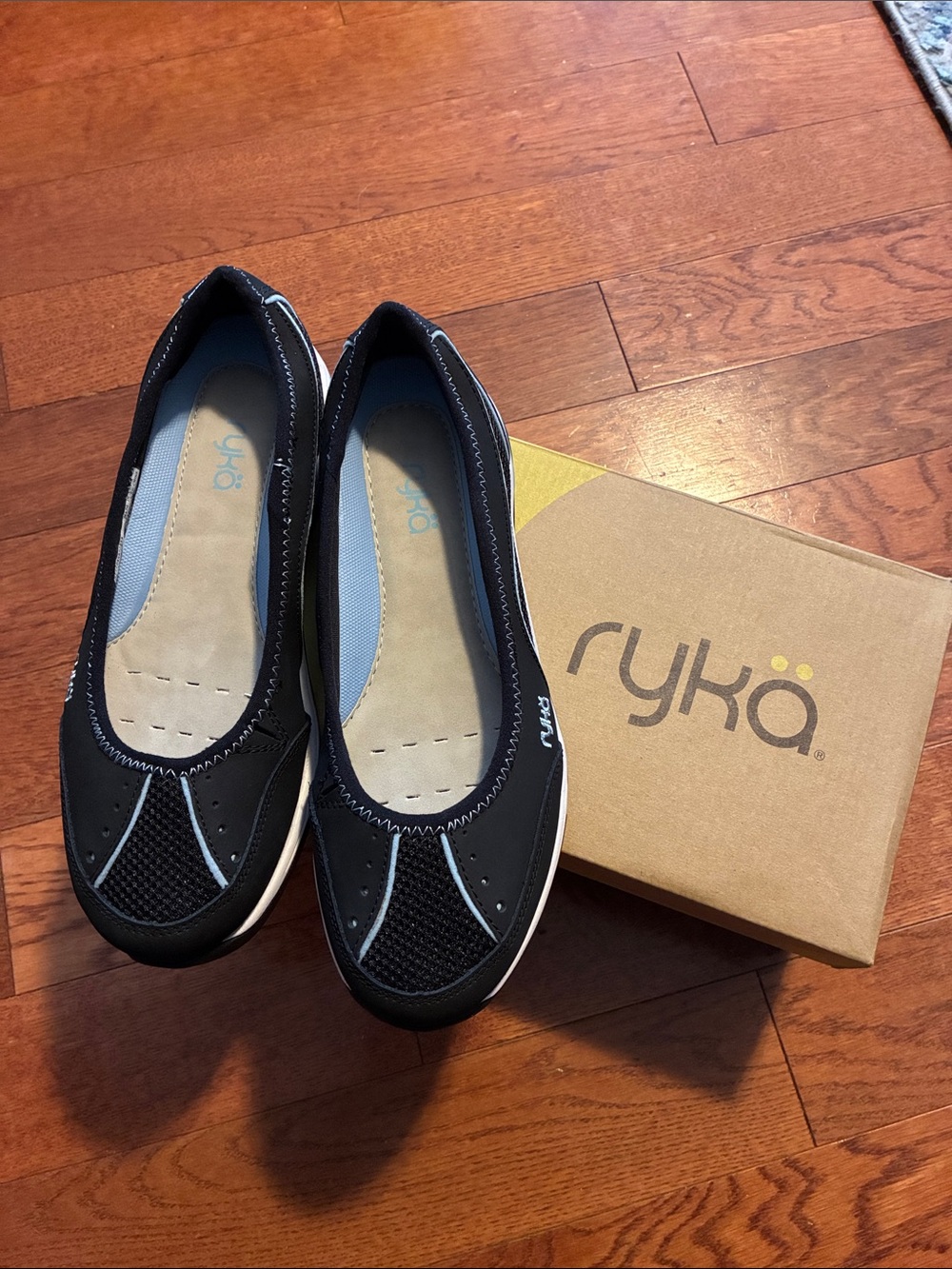 Ryka Black and Light Blue Slip-On Women's Flats NWT size 6.5
